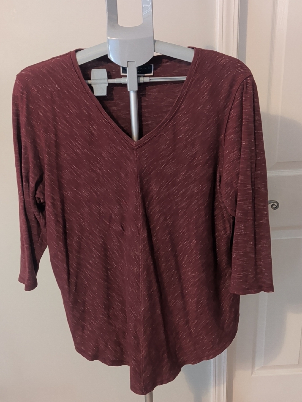 Karen Scott Maroon Heather V-Neck 3/4 Sleeve Tee